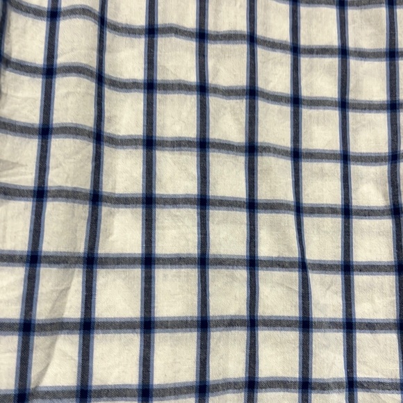 GAP blue and white plaid buttondown - Picture 3 of 3